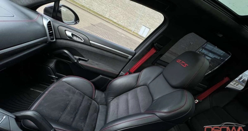 Porsche Cayenne cena 199998 przebieg: 125000, rok produkcji 2016 z Szczecin małe 781